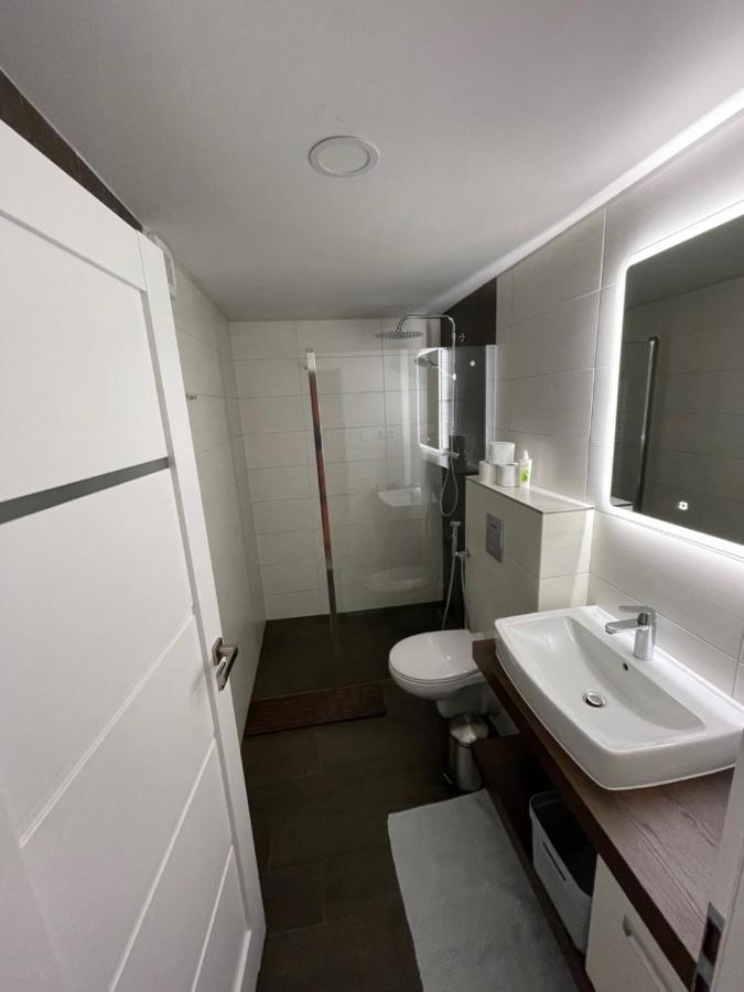 Apartmany U Lipy Tatobity Eksteriør bilde